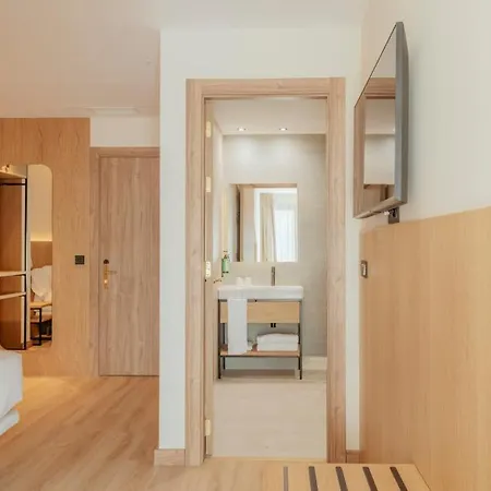 Fc Cubos Auto Check In Apart-hotel 3*