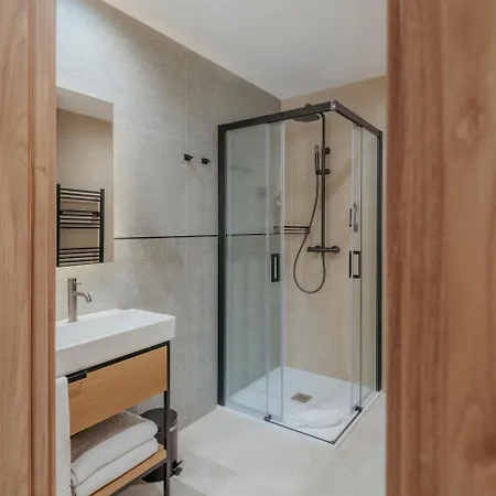 Fc Cubos Auto Check In Leão