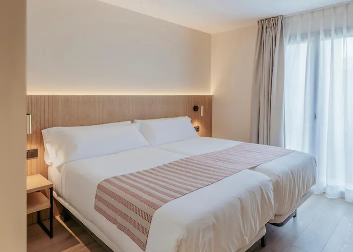 Fc Cubos Auto Check In Apartahotel León