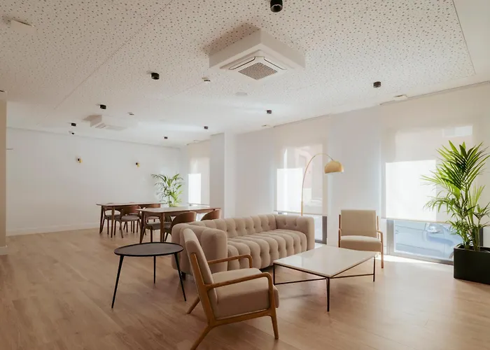 Fc Cubos Auto Check In 아파트호텔 3*